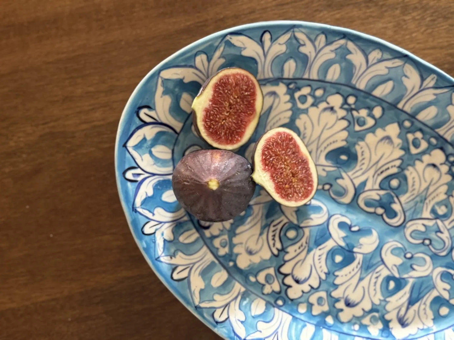 Asmaani Ceramic Serving Platter, CloseUp with Fruit