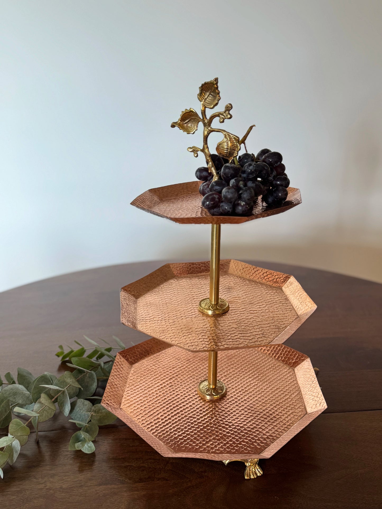 Teehn Cake Stand